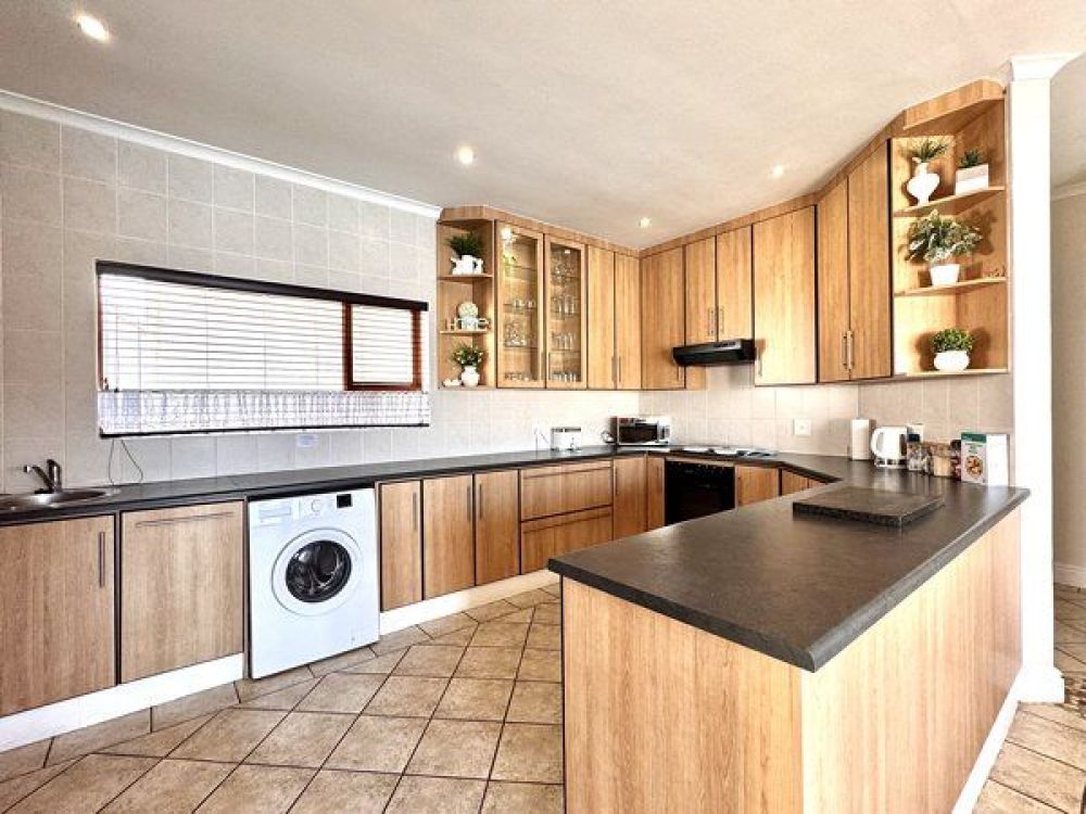 Accommodation In The Marina Martinique 10