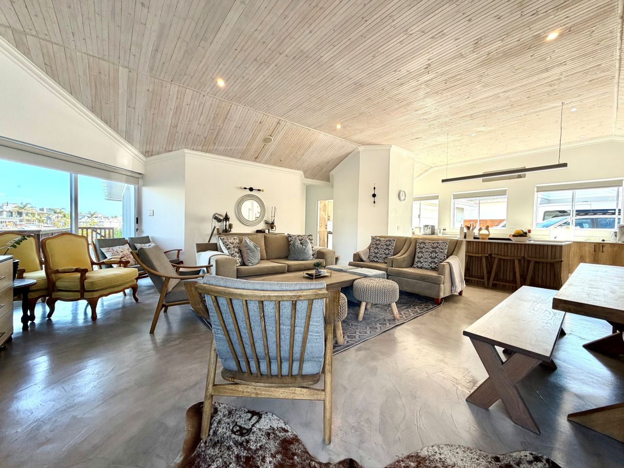 marina martinique 1055 living area